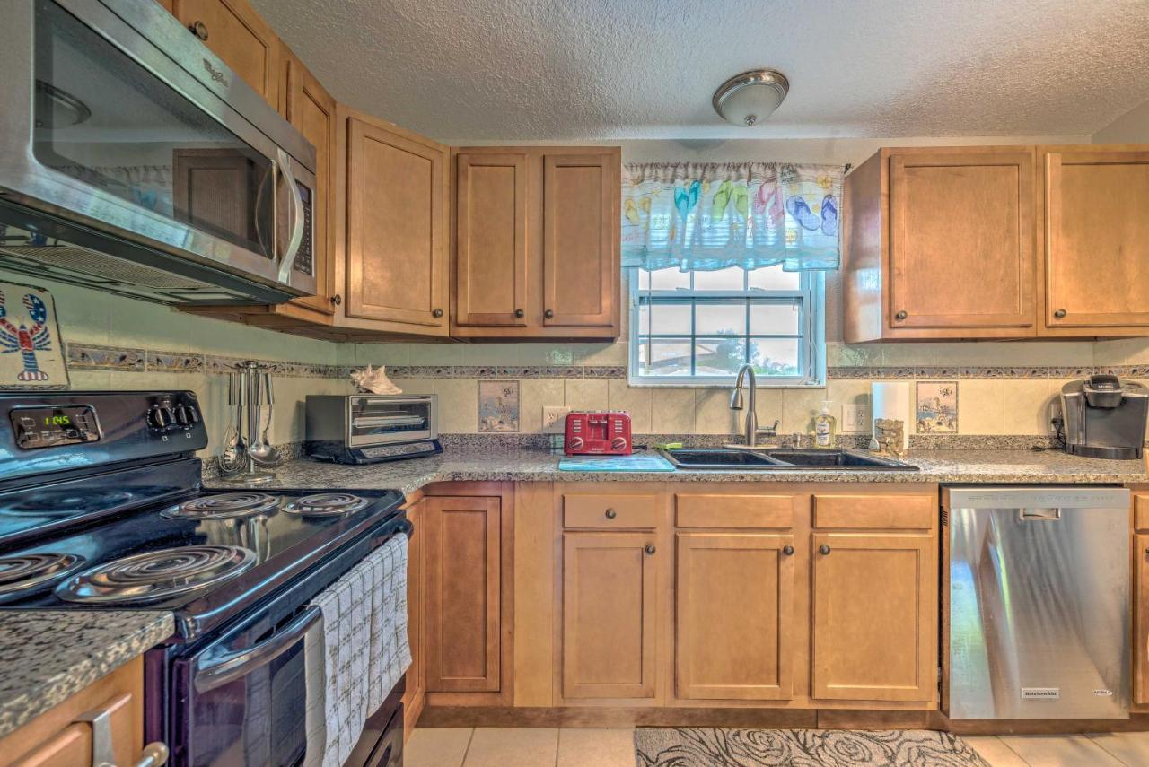 Cozy Canalfront Home Less Than 2 Miles To Hudson Beach! Extérieur photo